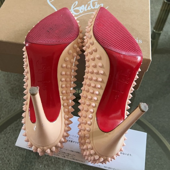 Christian Louboutin Peach Patent Leather Pigalle Spikes Pumps - Picture 7 of 16